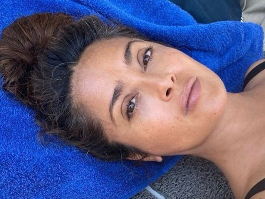 Image credit: instagram | @salmahayek