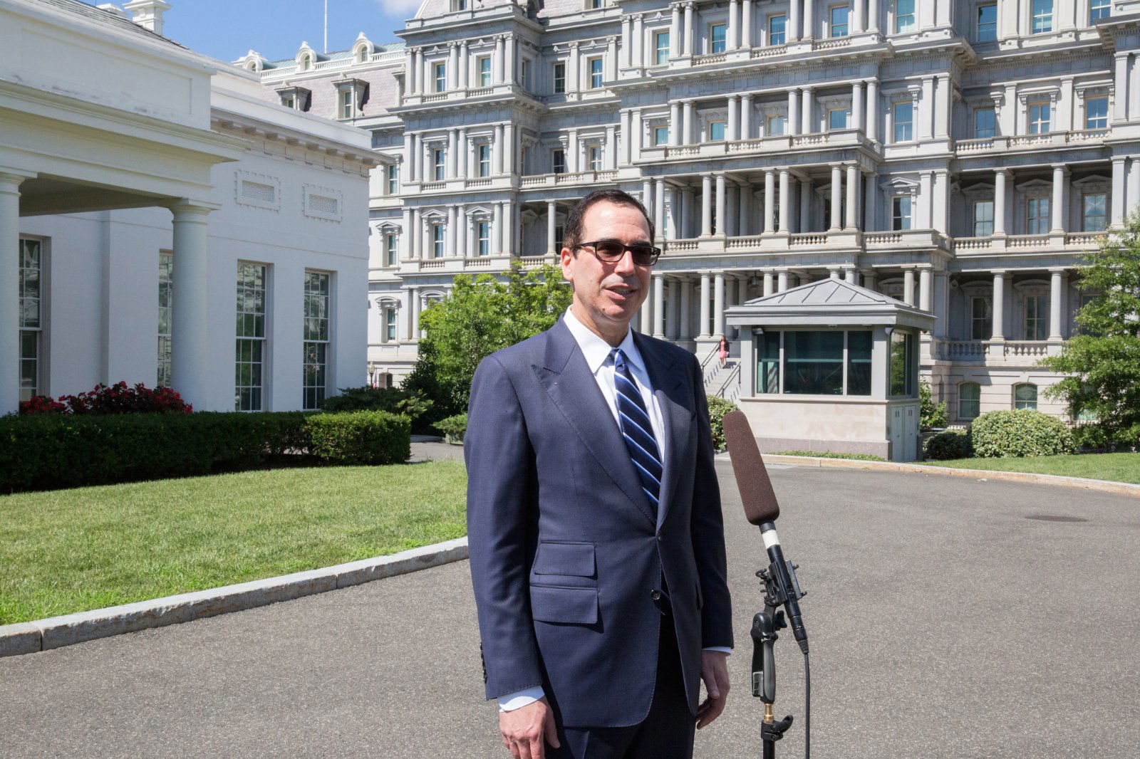 Image credit: https://commons.wikimedia.org/wiki/File:Steven_Mnuchin_-_25_July_2017_(35766551730).jpg