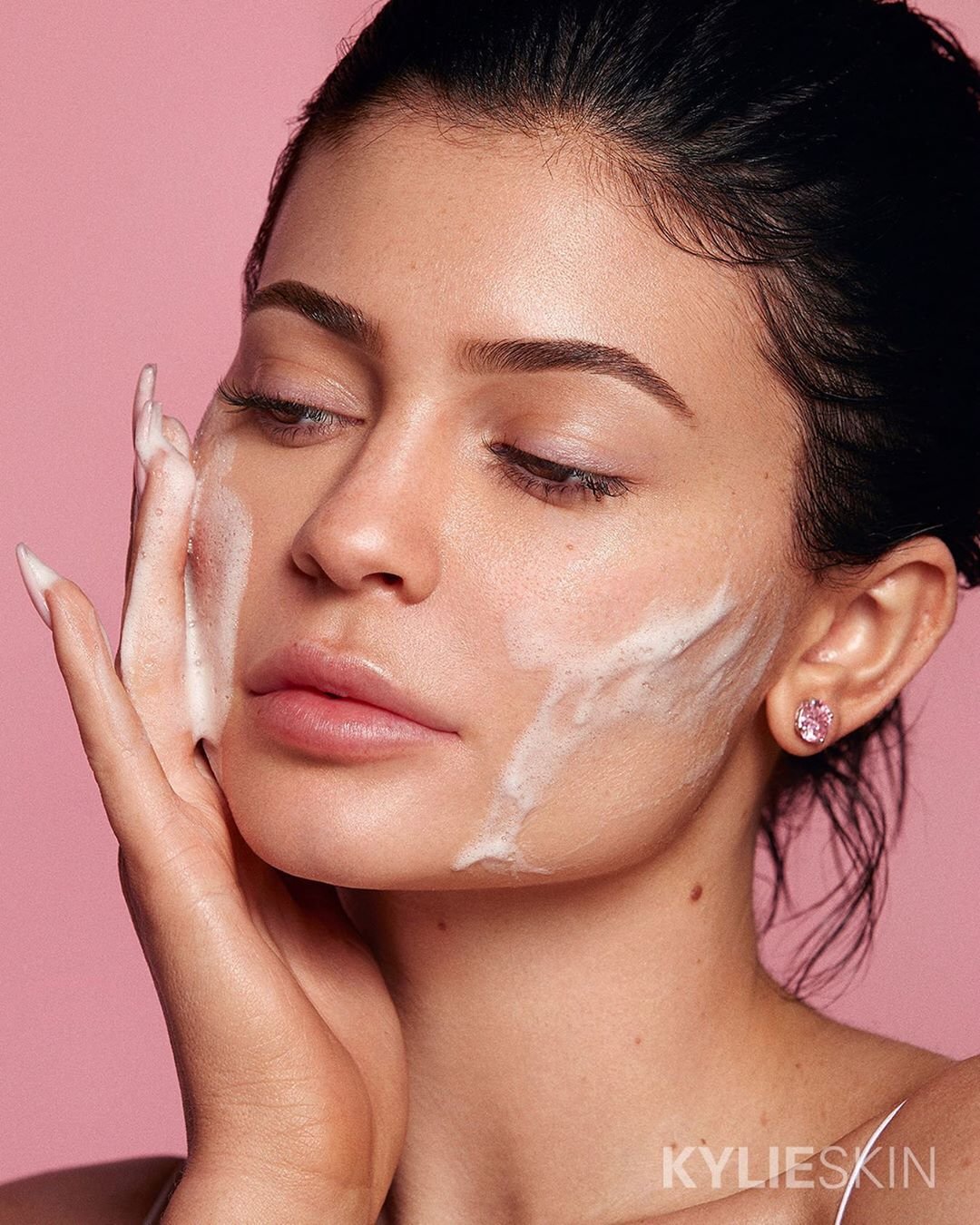 Image credit: Instagram | @kylieskin